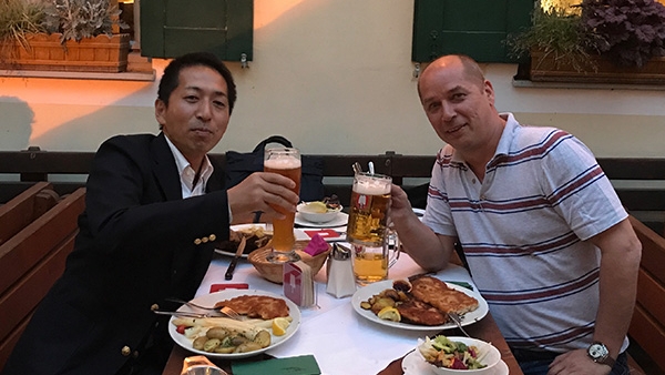 Chikashi Aoki and Franz talking watches and eating bavarian food in Munich