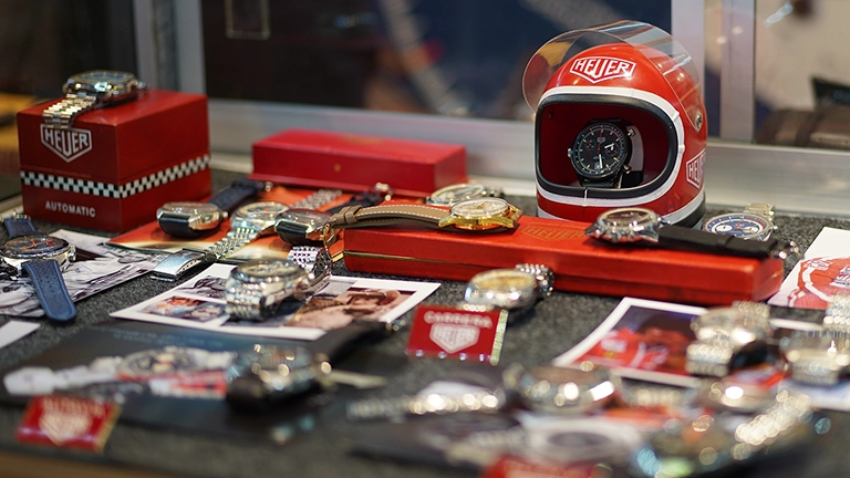 Over 7000 sold vintage watches